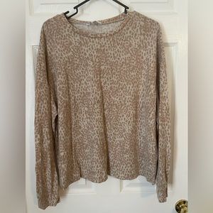 Women’s time and true sweater size large